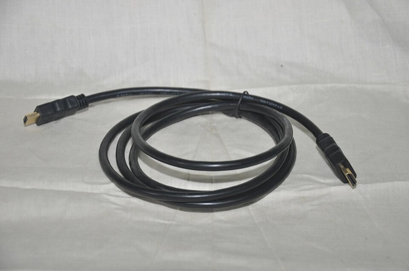 HDMI, VGA & USB Cables